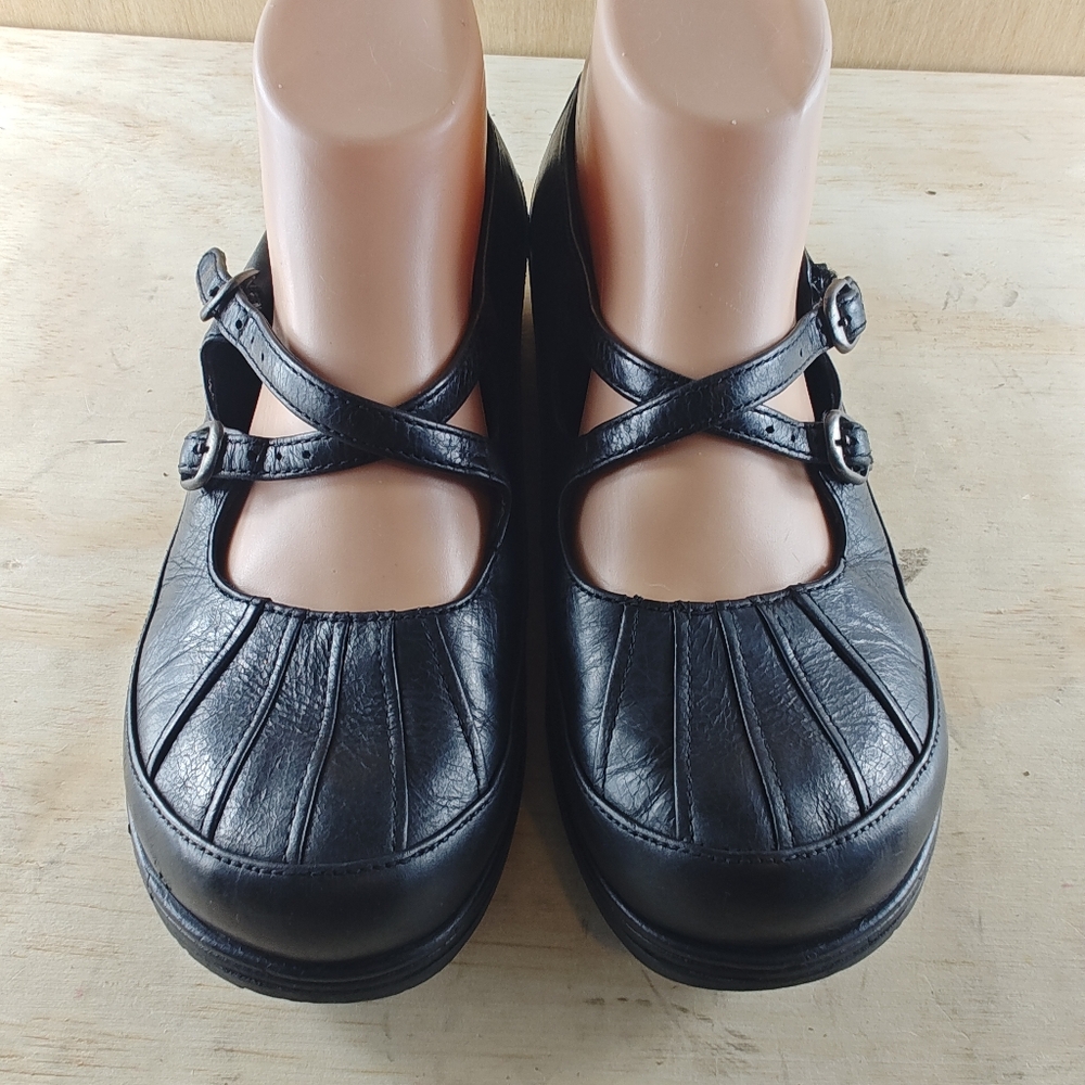 Dansko Portia Criss Cross Mary Jane Black Leather Shoes women's size 37